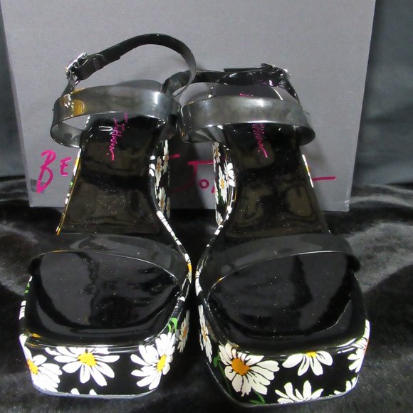 Betsey Johnson Black and White Floral Platform Sandals - Picture 3 of 13